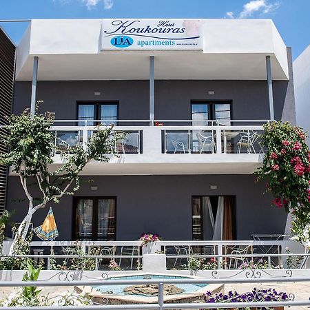 Lia Beachfront Apartments Stalós Dış mekan fotoğraf