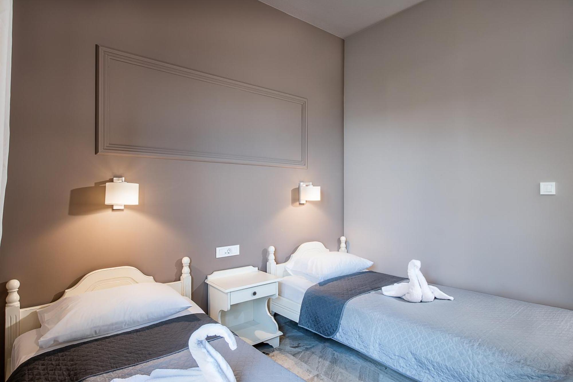 Lia Beachfront Apartments Stalós Oda fotoğraf