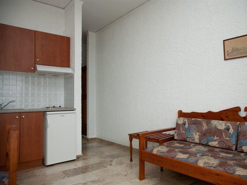 Lia Beachfront Apartments Stalós Dış mekan fotoğraf