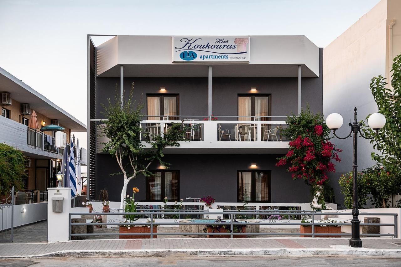 Lia Beachfront Apartments Stalós Dış mekan fotoğraf